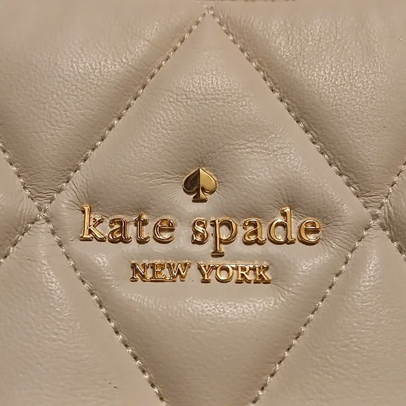 Kate Spade Carey Zip Top Crossbody Quilted Leather Crescent Bag Cream Gold Chain - Picture 4 of 10